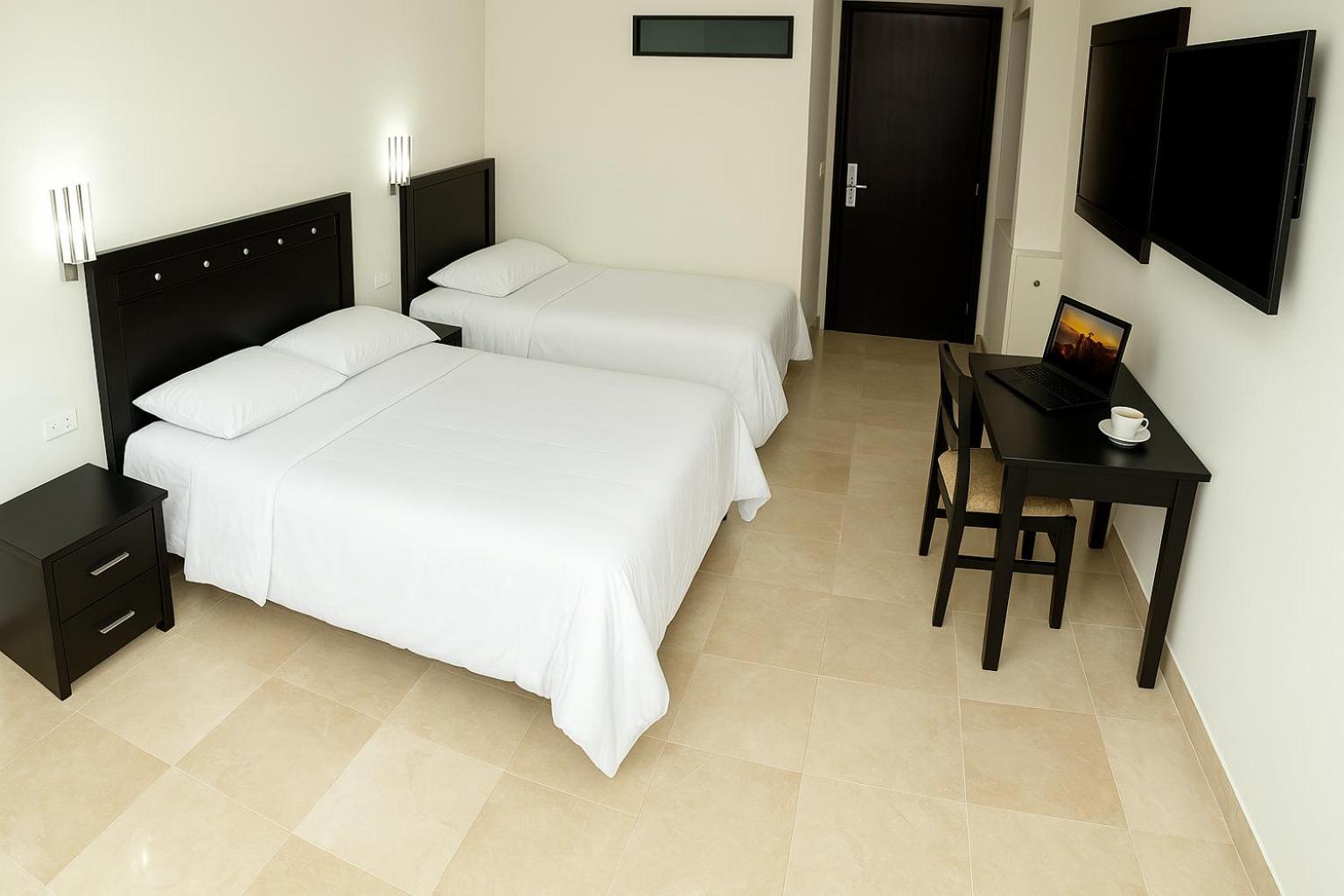 Continental Hotel 3*