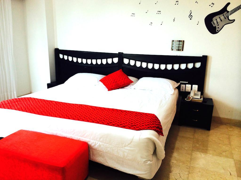 Continental Hotel 3*